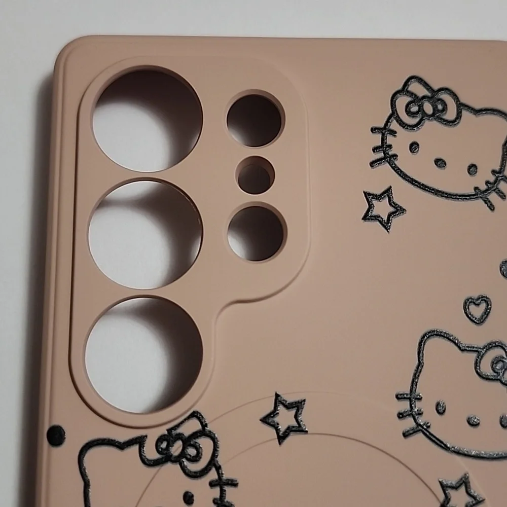 Brand new Samsung Galaxy S25 Ultra Hello Kitty Magsafe Silicone Phone Case